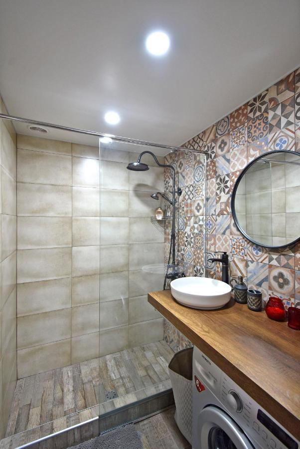 Magical Studio at Republic Square Apartment Erevan Exterior foto